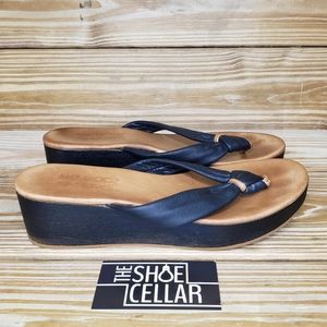 Miz Mooz The Inuovo Women’s Flip Flop Wedge Sandals